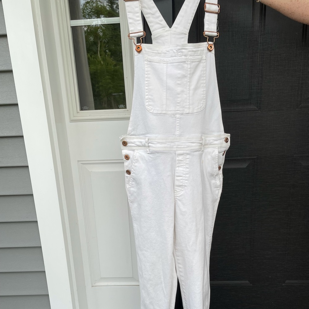 H&M white rose gold overalls